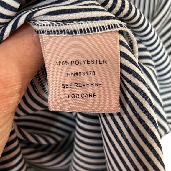 Philosophy Striped V-Neck Short Sleeve Blouse Size Medium Flutter Sleeves - Picture 5 of 9